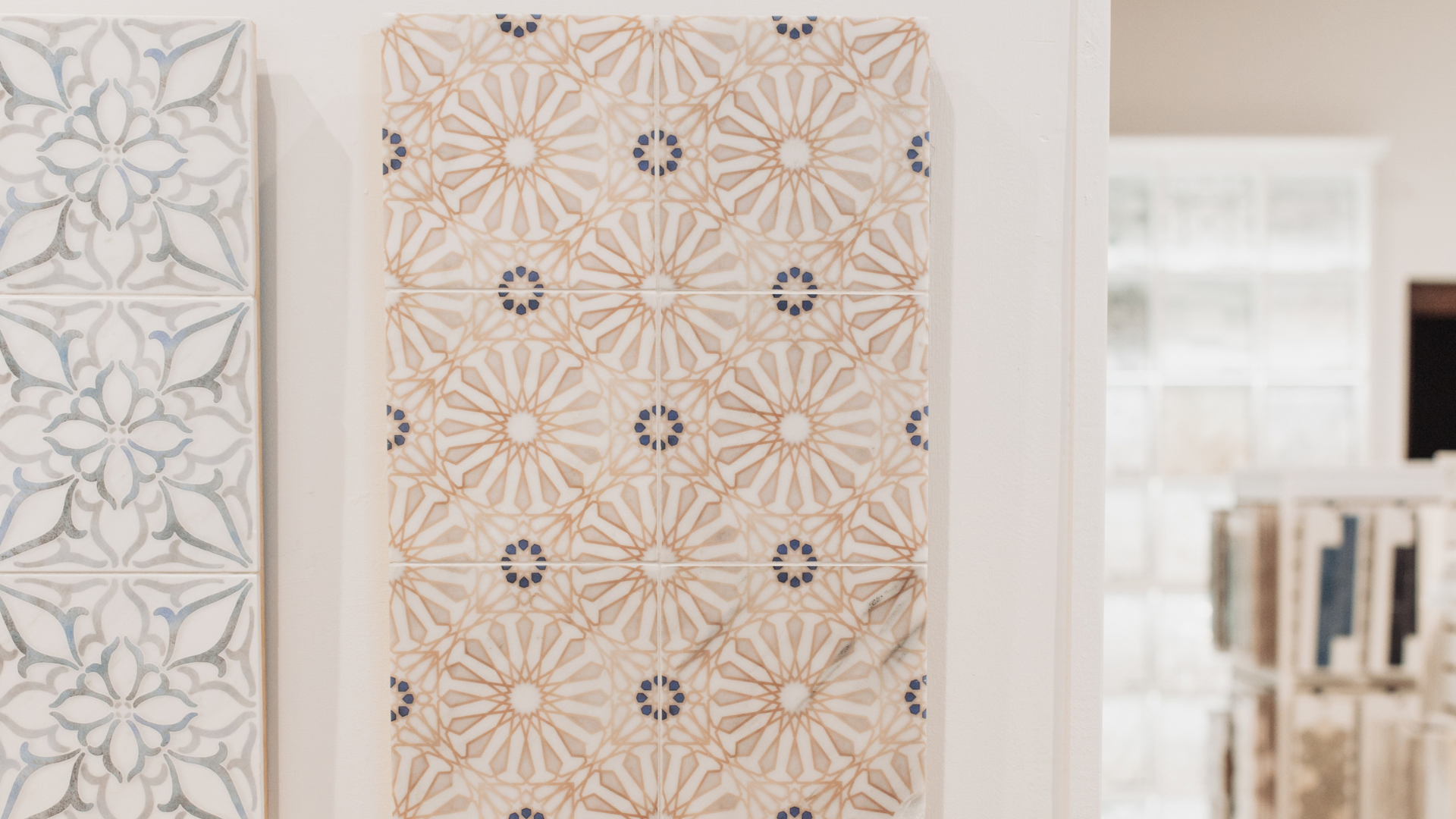 Modern kitchen backsplash tile design in Appleton, WI